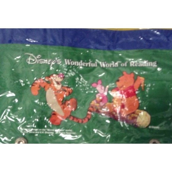 Pooh Back Seat ORganizer Multicolor NIP Disneys Wonderful world of reading NEW - Picture 3 of 3
